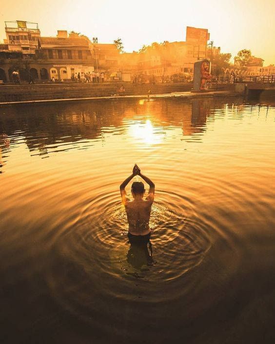 10 Must-Experience Wonders of Kashi, India's Spiritual Heaven 4 ganga snaan